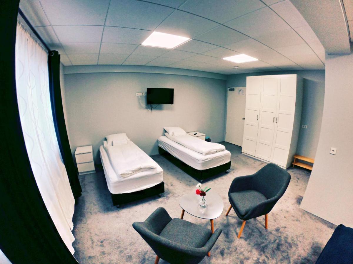 Hotel Tjarna Njarthvik Ngoại thất bức ảnh